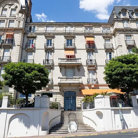 115 4 Etoiles Apartment Chatel-Guyon